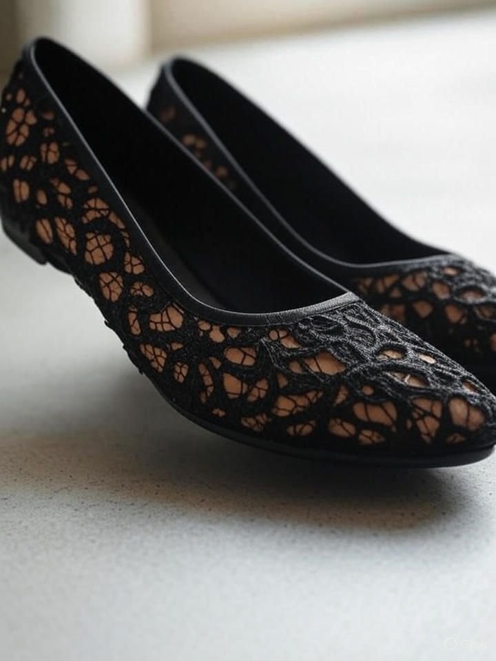 Footwear (Black Flats):